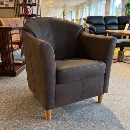 Clubfåtölj 95 - läder legend 13 kaffe