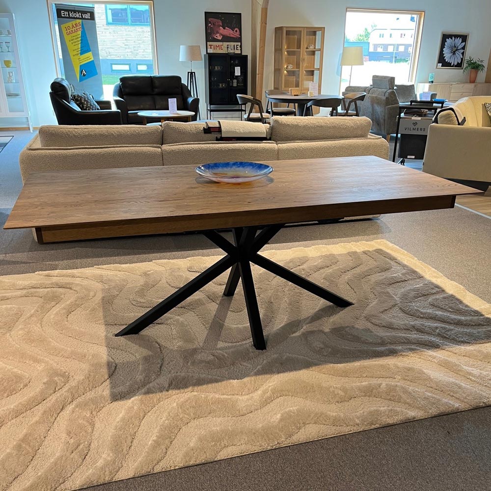 Boston-matbord-langsida