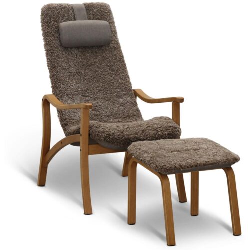 Gotland fåtölj inkl. fotpall - fårskinn sahara/ ek