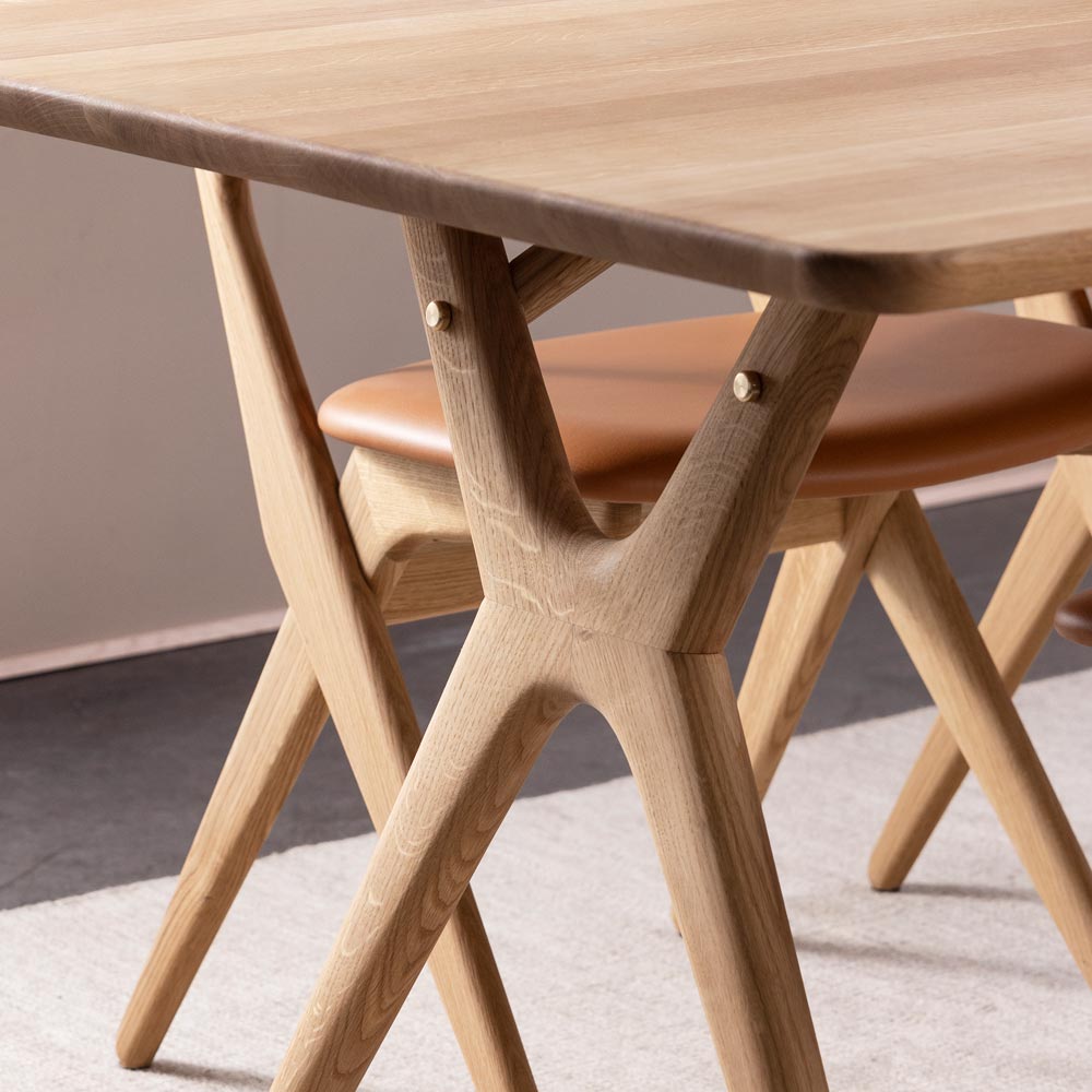 Amelia-matbord-detalj-oljad-ek