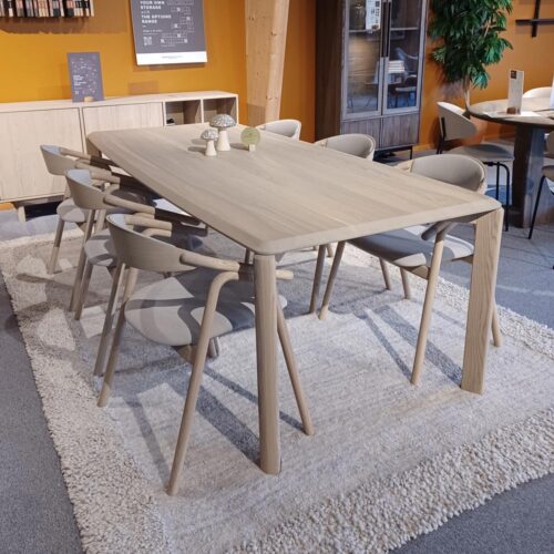 Veifa stol Driplet matbord