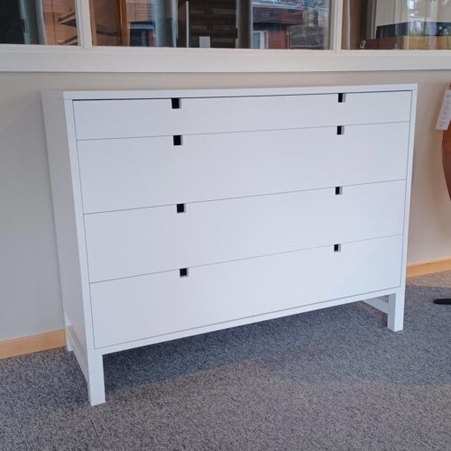 Falsterbo byrå 4 lådor rea