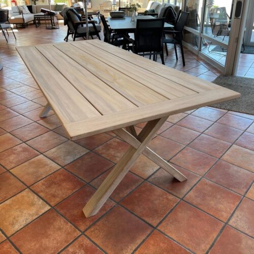 Brutus matbord 220 Brafab rea