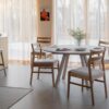 Clapperton runt matbord